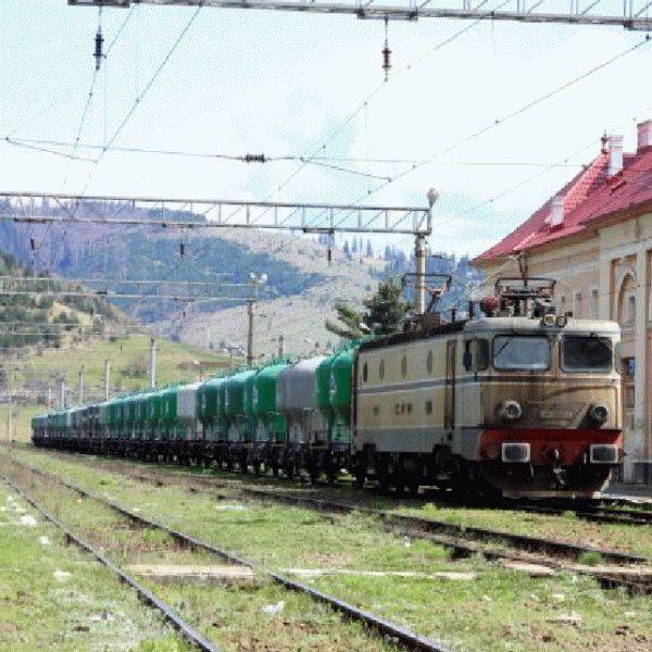 Prejudiciu de 6 milioane euro din vânzarea a 2.450 de vagoane destinate casării