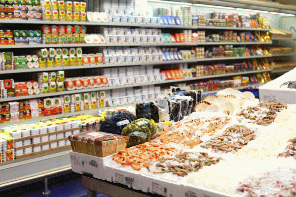 Cifra de afaceri din comerţul cu amănuntul a crescut cu 6,9% în primul trimestru