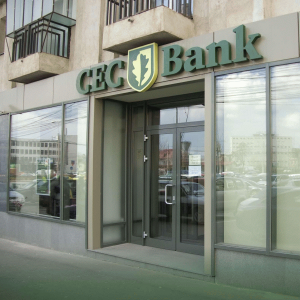 "Urmează un nou proces de schimbare a conducerii CEC Bank"