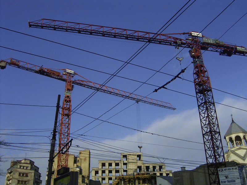 "Marcom": Piaţa utilajelor de construcţii este la o treime din potenţial