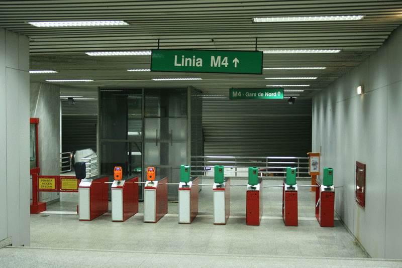 "Metrorex" anunţă închiderea alternativă a unui număr de 11 staţii de metrou