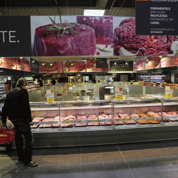 "Autorităţile nu au luat nicio măsură în privinţa dublului standard al alimentelor"