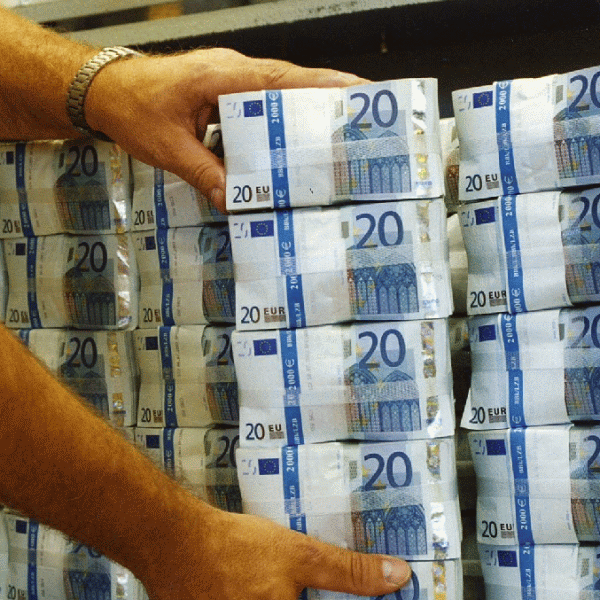 Datoria externă a ţării noastre - la maximul din decembrie 2014 