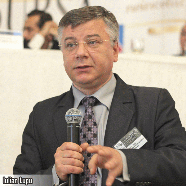 "Furtul datelor, dezinformarea şi produsele software dăunătoare - printre riscurile cibernetice"