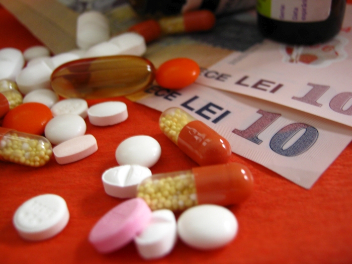 Pensionarii cu venituri de până la 900 lei vor beneficia de medicamente compensate 90%