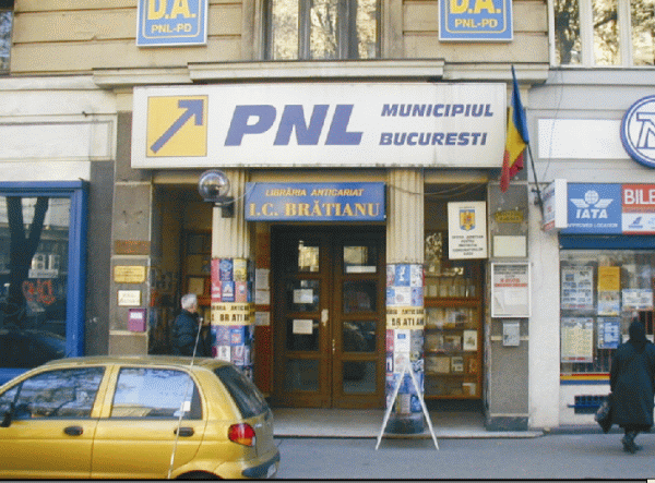 PNL a atacat la CCR modificările la legea TVR şi legea Radioului public