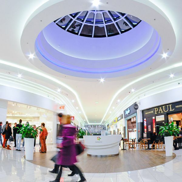 NEPI a încheiat fuziunea cu compania imobiliară Rockcastle