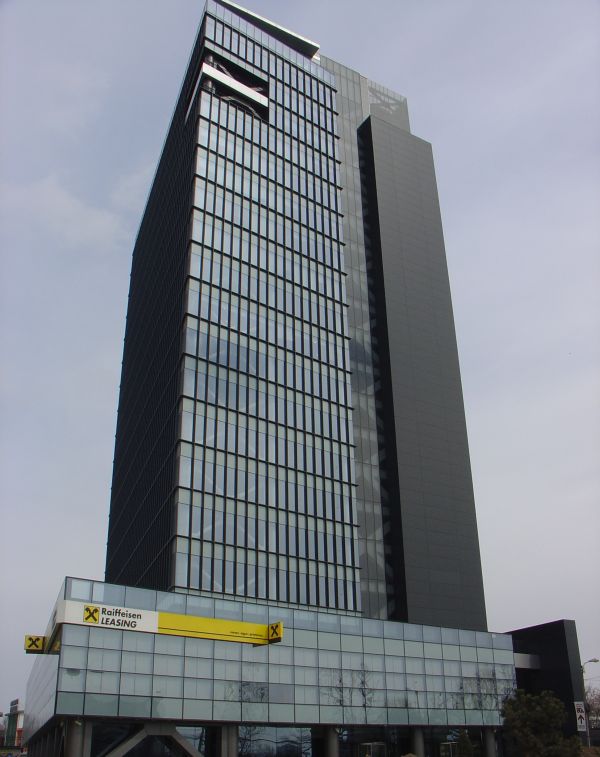 Raiffeisen vrea să dea în judecată Croaţia pentru o lege care protejează debitorii locali