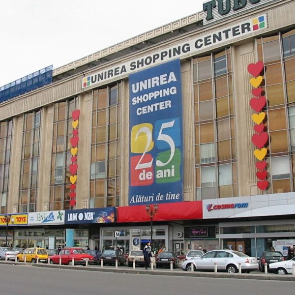 Unirea Shopping Center a convocat acţionarii la AGA de bilanţ, pentru 2015 şi 2016