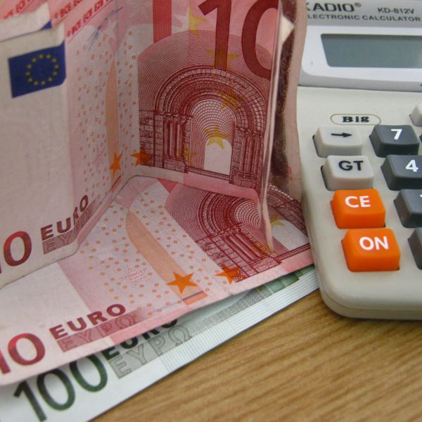 FMI a aprobat "de principiu" un credit de 1,8 miliarde de dolari pentru Grecia