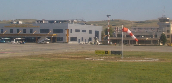 Aeroportul Internaţional "Avram Iancu" din Cluj-Napoca (Sursa foto: Wikipedia)
