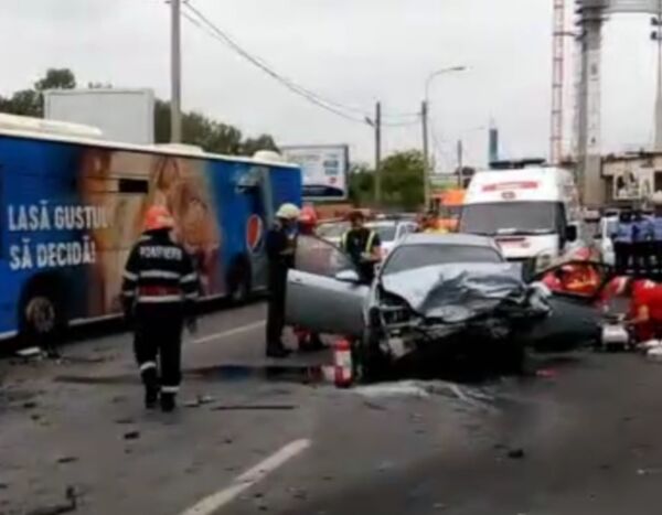 Accident în zona Sema Parc (Sursa foto: captură Ştirile PROTV)