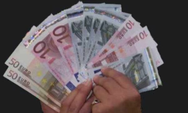 Creşterea economică a ţărilor din Europa de Est sporeşte, depăşind ritmul de creştere a Vestului