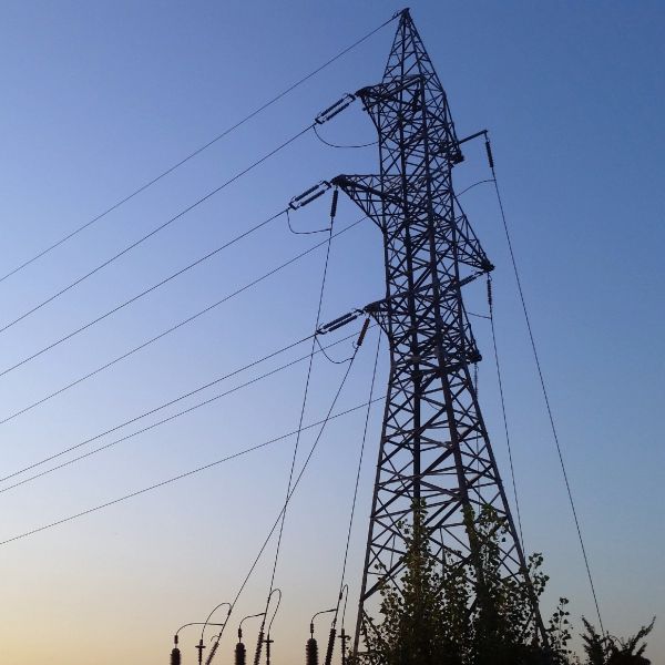 "Câţiva traderi se află în dificultate, după creşterea preţului electricităţii" 