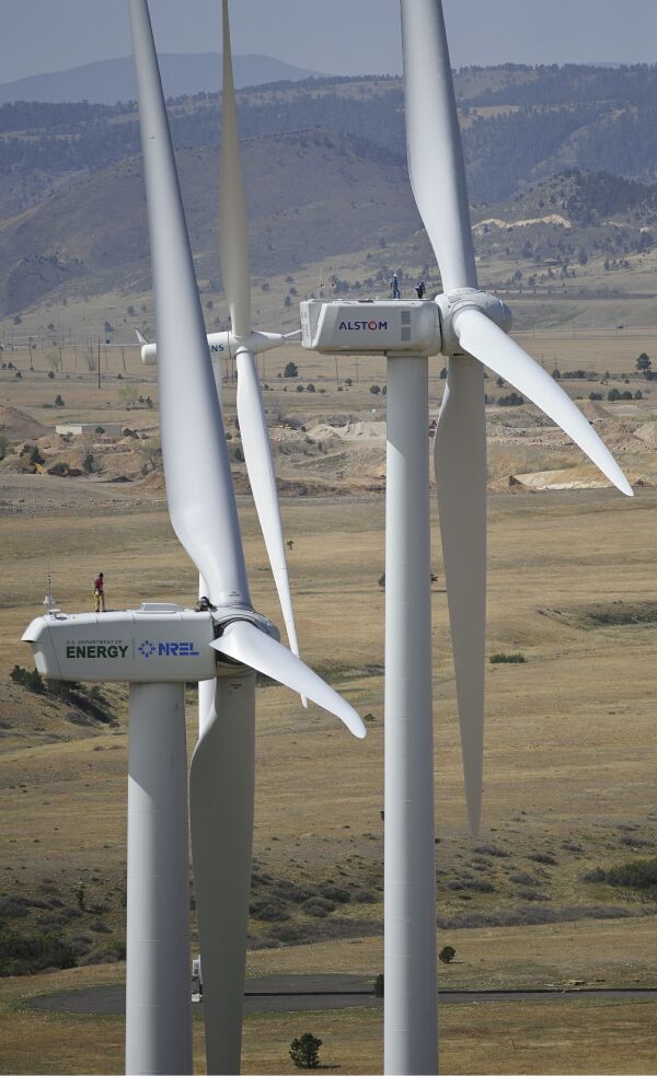 Cel mai mare producător de turbine eoliene din lume îşi ia la revedere de la industria petrolieră