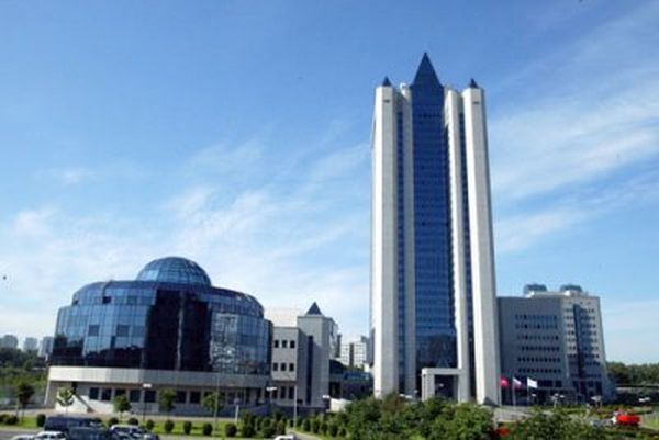 Gazprom taie speranţele de creştere a dividendelor, în timp ce rubla loveşte profiturile