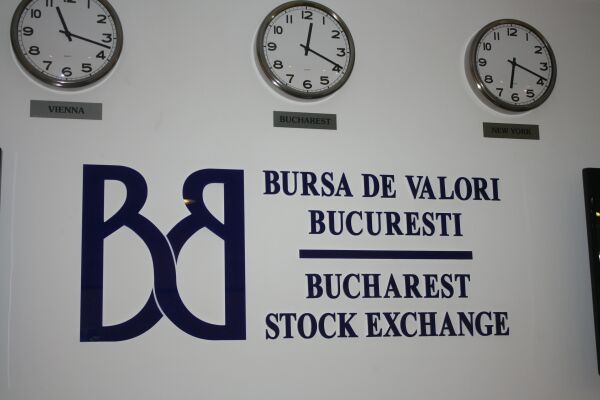 Indicii BVB au închis în scădere, pe o lichiditate de 5,4 milioane euro