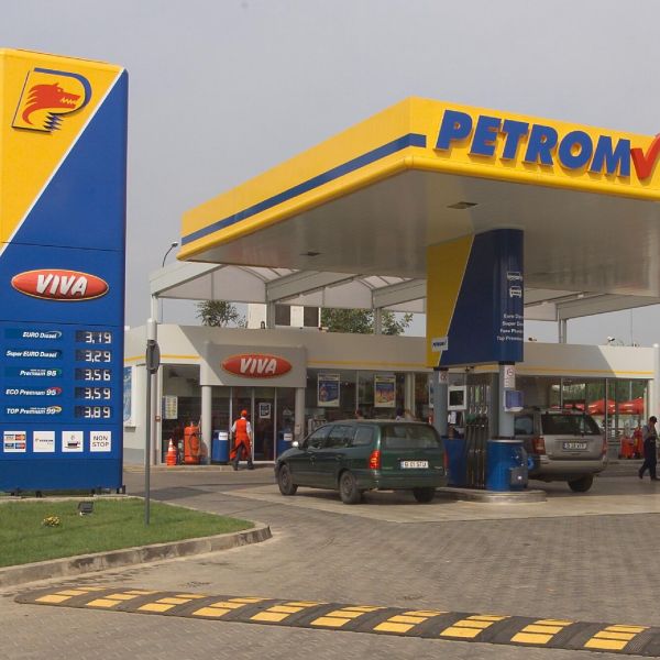"Fondul Proprietatea" a vândut 2,56% din "OMV Petrom" la preţul de 0,2750 lei/acţiune