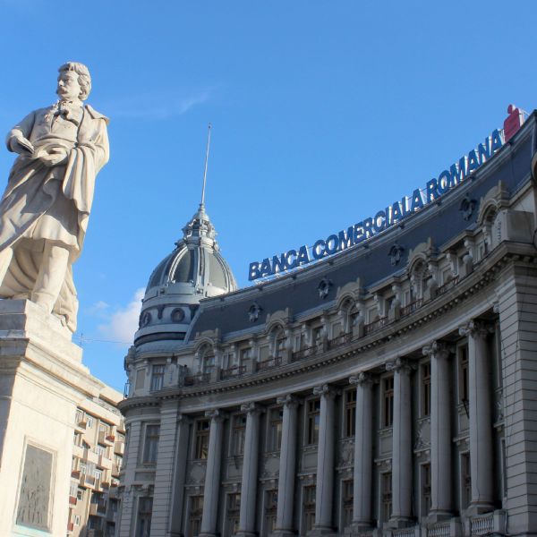 "Organele de anchetă trebuie să cerceteze cesiunile de credite de la BCR la Tonescu Finance"