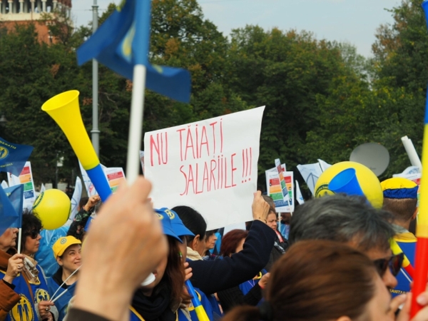Mitingul de miercuri din Piaţa Victoriei (Foto: Mihnea Dumitru)