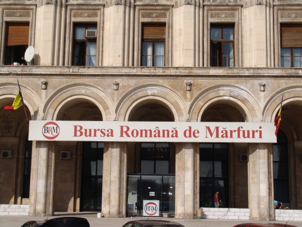 "Iniţiativa încalcă normele statului de drept şi principiile economiei de piaţă"