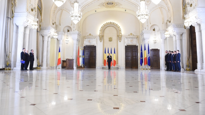 Ceremonia de depunere a jurământului de către noii miniştri (Sursa foto: Presidency.ro)