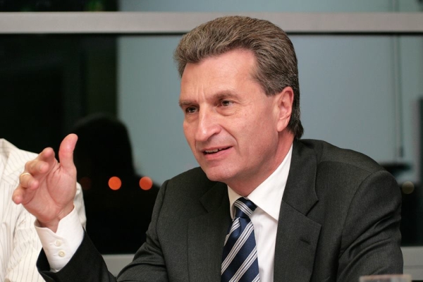 Gunther Oettinger (Sursa foto: Facebook)