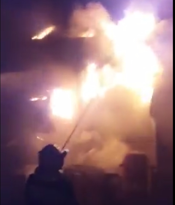 Incendiu în Brazi (Sursa foto: captură Youtube)