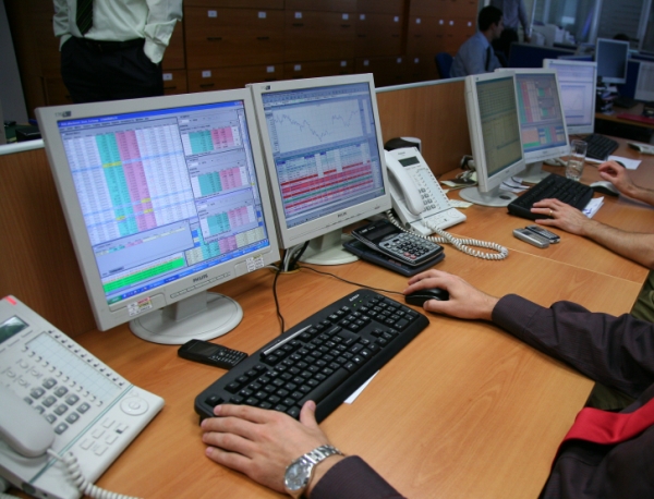 FTSE 100, CAC 40 şi DAX au închis în creştere