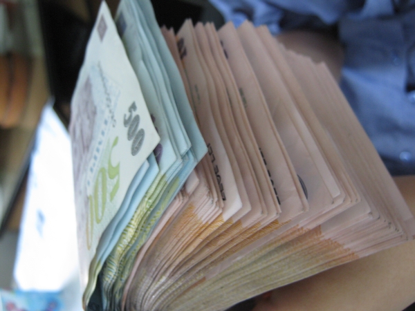 Ministerul Economiei propune o Lege privind administrarea şi valorificarea participaţiilor statului