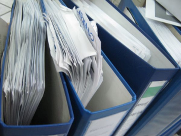  Angajatorii, obligaţi de Guvern să modifice contractele de muncă, pentru transferul contribuţiilor