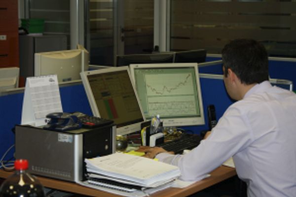 Wall Street a închis în creştere