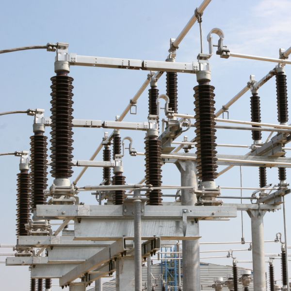 Preţul energiei pe piaţa spot - din nou la 500 de lei/MWh 