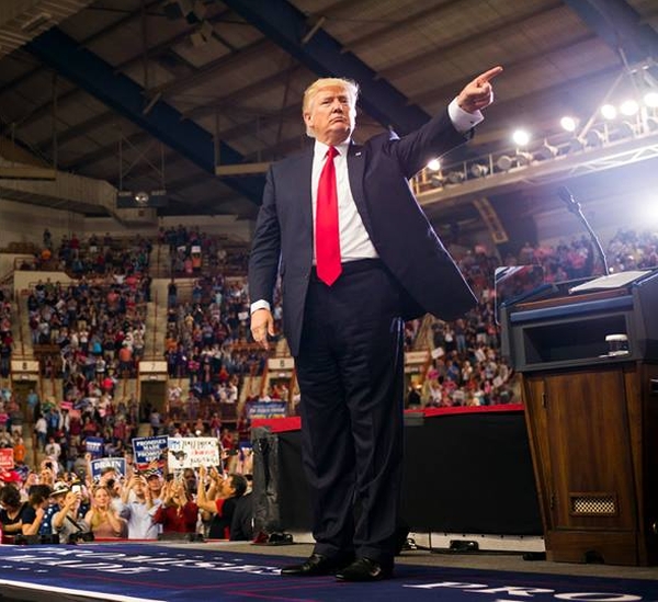 Donald Trump (Sursa foto: Facebook)