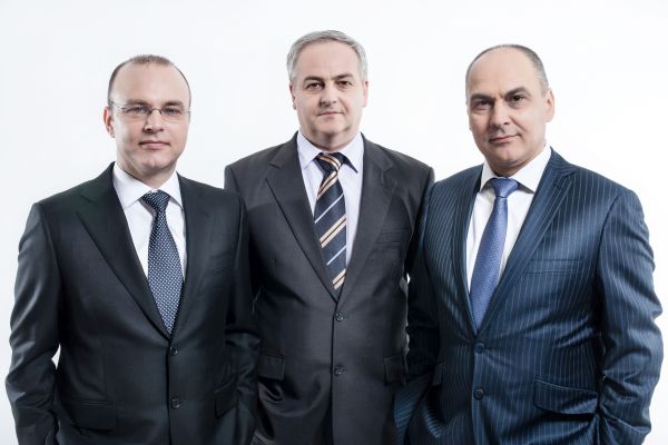 De la stânga la dreapta, Adrian Mihai, Felix Pătrăşcanu şi Neculai Mihai.