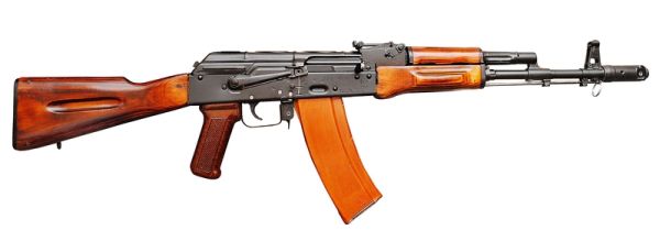 Rostec vrea să vândă o participaţie de 26% la producătorul de arme Kalaşnikov