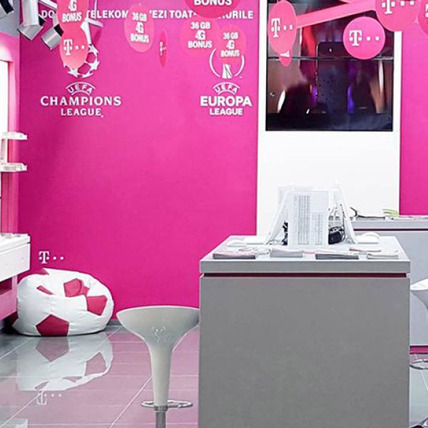 "Grupul Telekom a acordat constant atenţie deosebită salariaţilor"