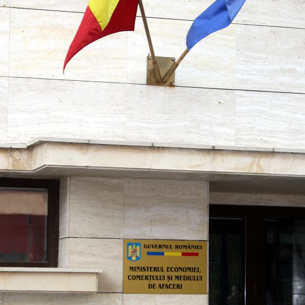 Ministerul Economiei propune înfiinţarea societăţii Casa de Comerţ