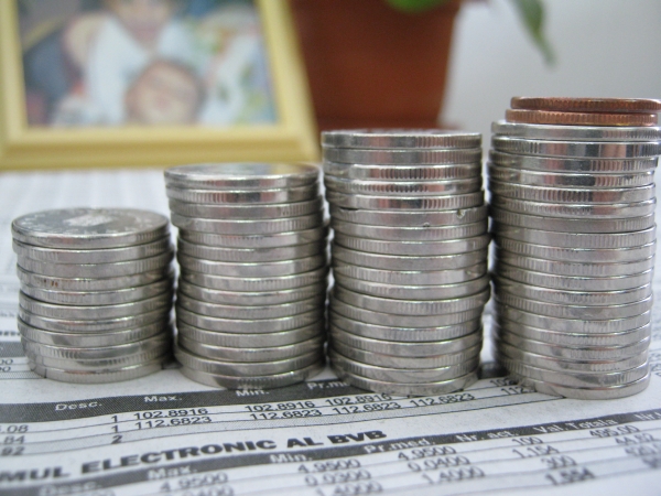 ROBOR la 3 luni a coborât la 2,05%
