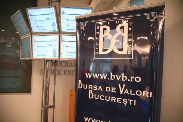 Analiştii BT: "Oferta precară şi lichiditatea redusă - frâne în vederea dezvoltării bursei"