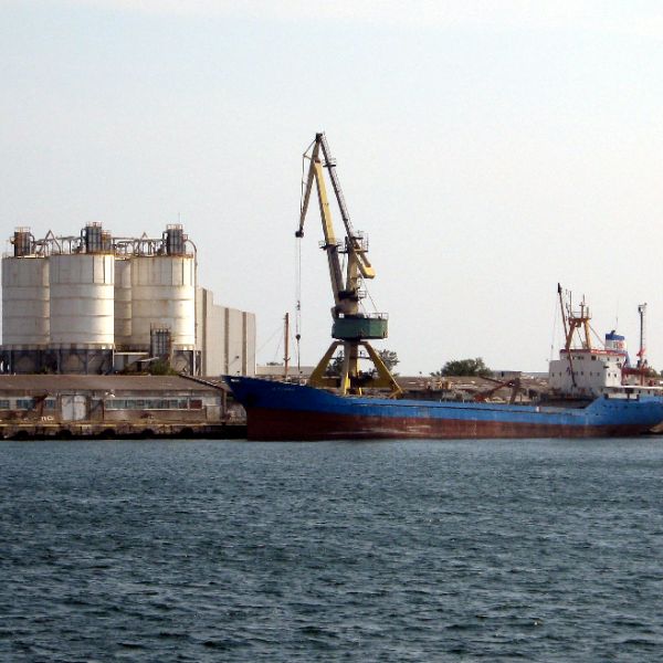 "Bâlbâiala Guvernului privind preluarea Daewoo Mangalia sporeşte tensiunea în companie"
