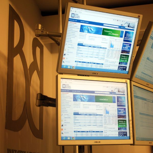 Fondurile NN au ajuns la o deţinere de 6,42% din MedLife