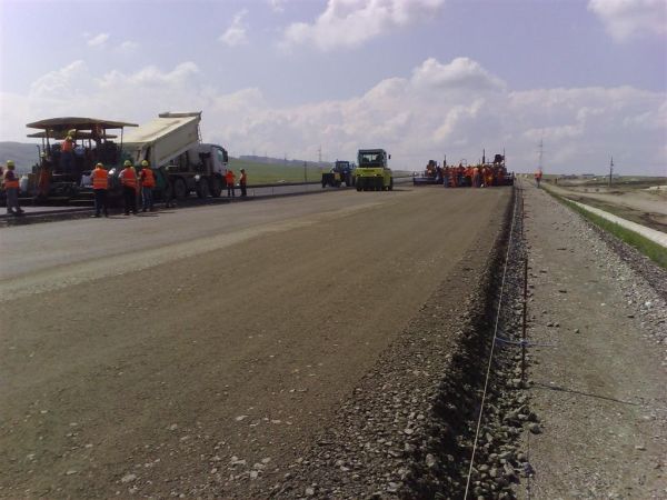 CNAIR a constatat nereguli la lotul 3 al autostrăzii Sebeş - Turda