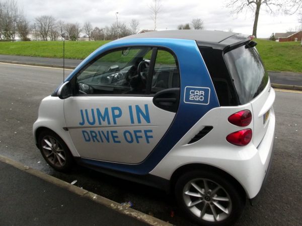 "Daimler", deschisă la alianţe sau la listarea parţială a diviziei de mobilitate