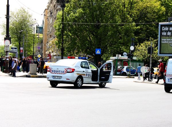 Peste 8.300 de persoane au fost cercetate în 2017 pentru infracţiuni economice