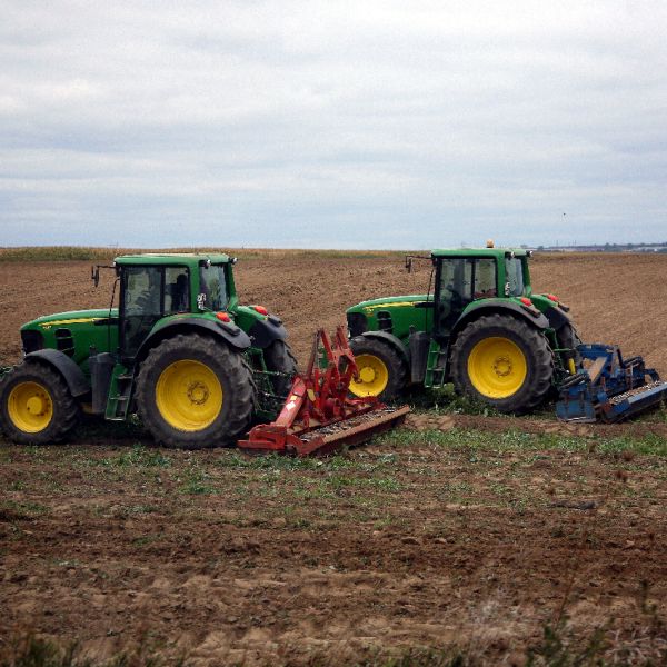 Fonduri europene de peste 2,6 miliarde de euro pentru fermieri 