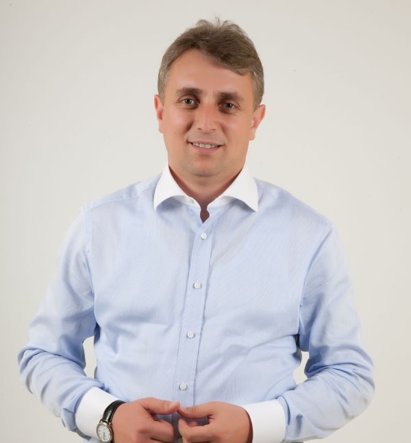 Lucian Bode, deputat PNL, preşedintele Comisiei de Transporturi din Camera Deputaţilor