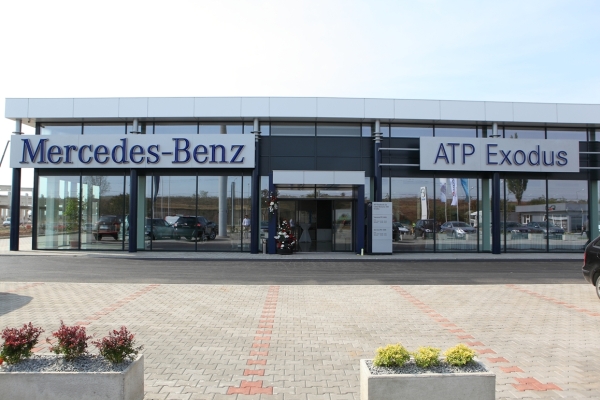 Mercedes-Benz doreşte să ajungă la vânzări anuale de 3 milioane de vehicule