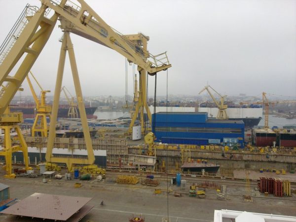 Statul va deveni acţionar majoritar la Şantierul Naval DMHI Mangalia