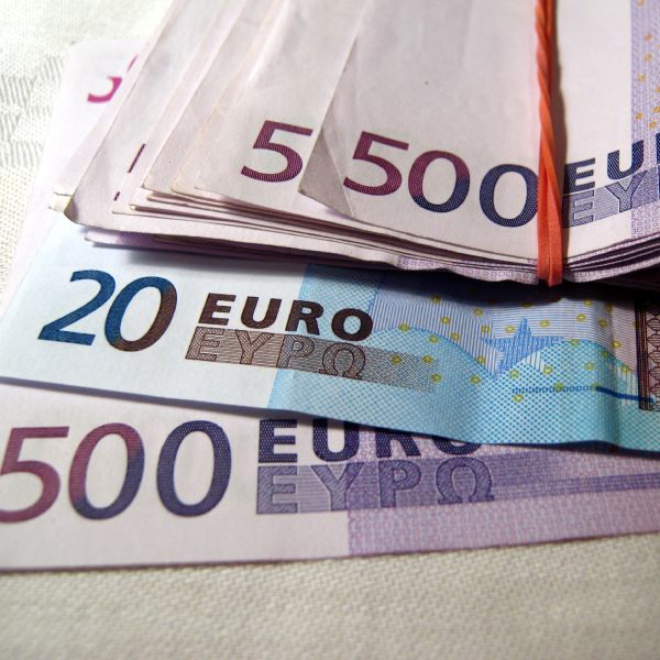 Comisia Europeană propune un buget UE de 1.135 miliarde euro pentru 2021-2027